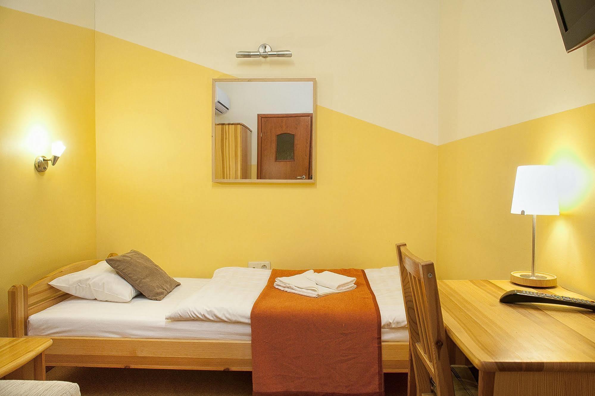 Aparthotel H31 Posen Exterior foto